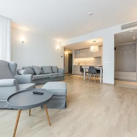 Goodson & Red Rotermanni Apartamento *